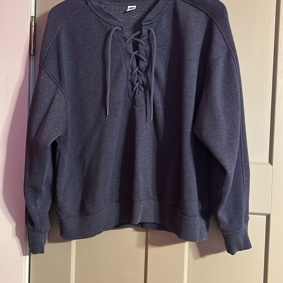 Old Navy Tops - Old Navy size Large sweat shirt